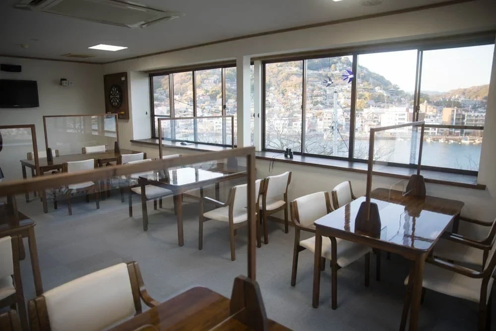 Rondine(ロンディネ)の店内
