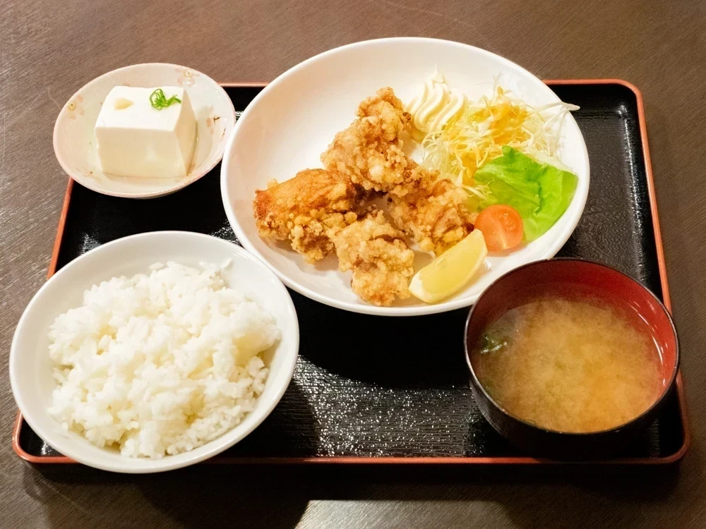 さんさん亭:から揚げ定食