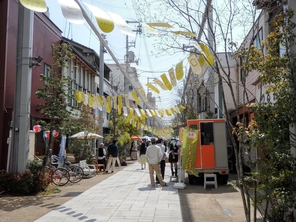 福山まるしぇのマルシェ(令和4年3月21日開催)  〜 福山本通商店街でモノに出合い人に出会う