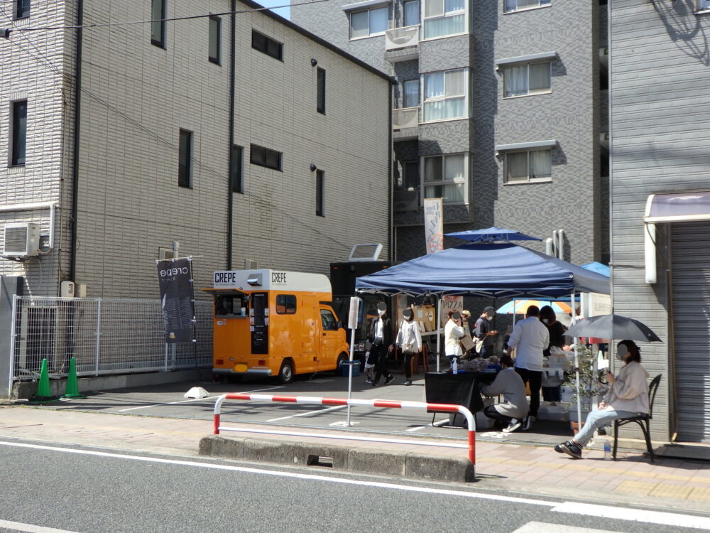 キッチンカーやパン屋さん