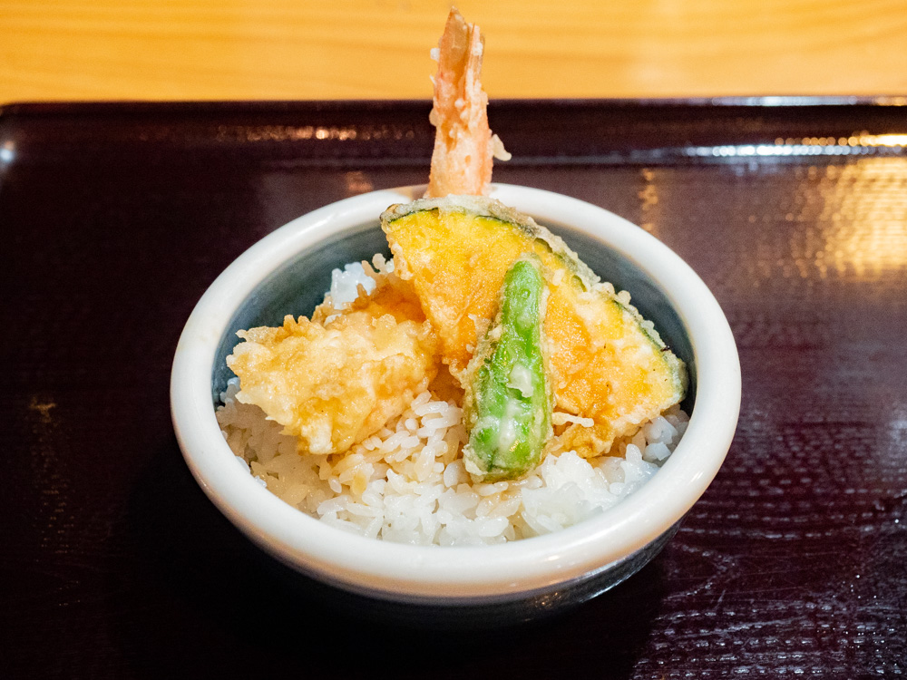 ミニ天丼 (過去の訪問時に撮影)