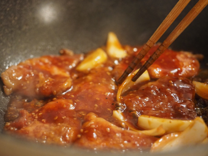 タレ漬けカルビ（写真提供：池口精肉店）