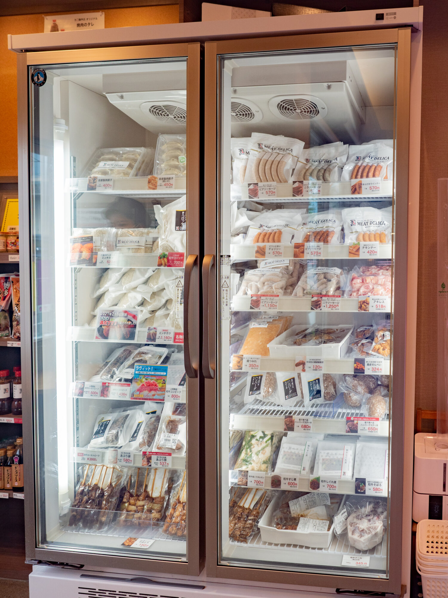 池口精肉店 本店：デリカショーケース