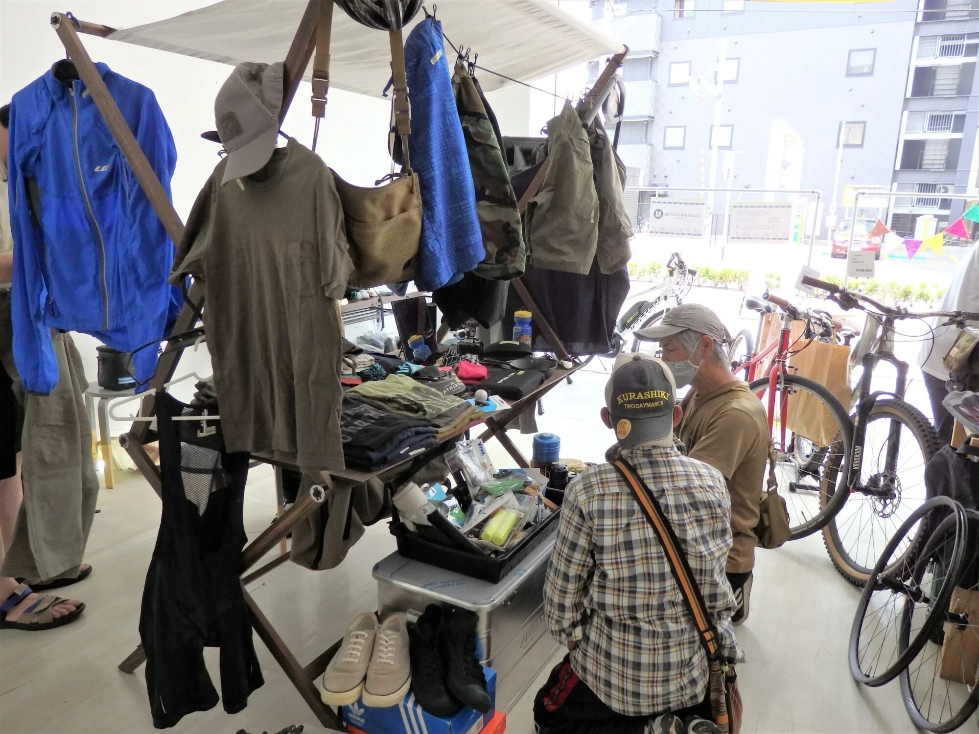 せとうちサイクルフリマ(令和4年6月18日開催) ～ 価値を共創する新施設 iti SETOUCHI のサイクリスト交流イベント