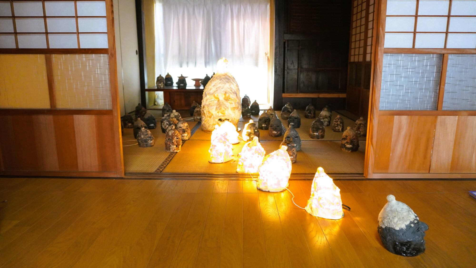武内カズノリさんの作品
光るこども