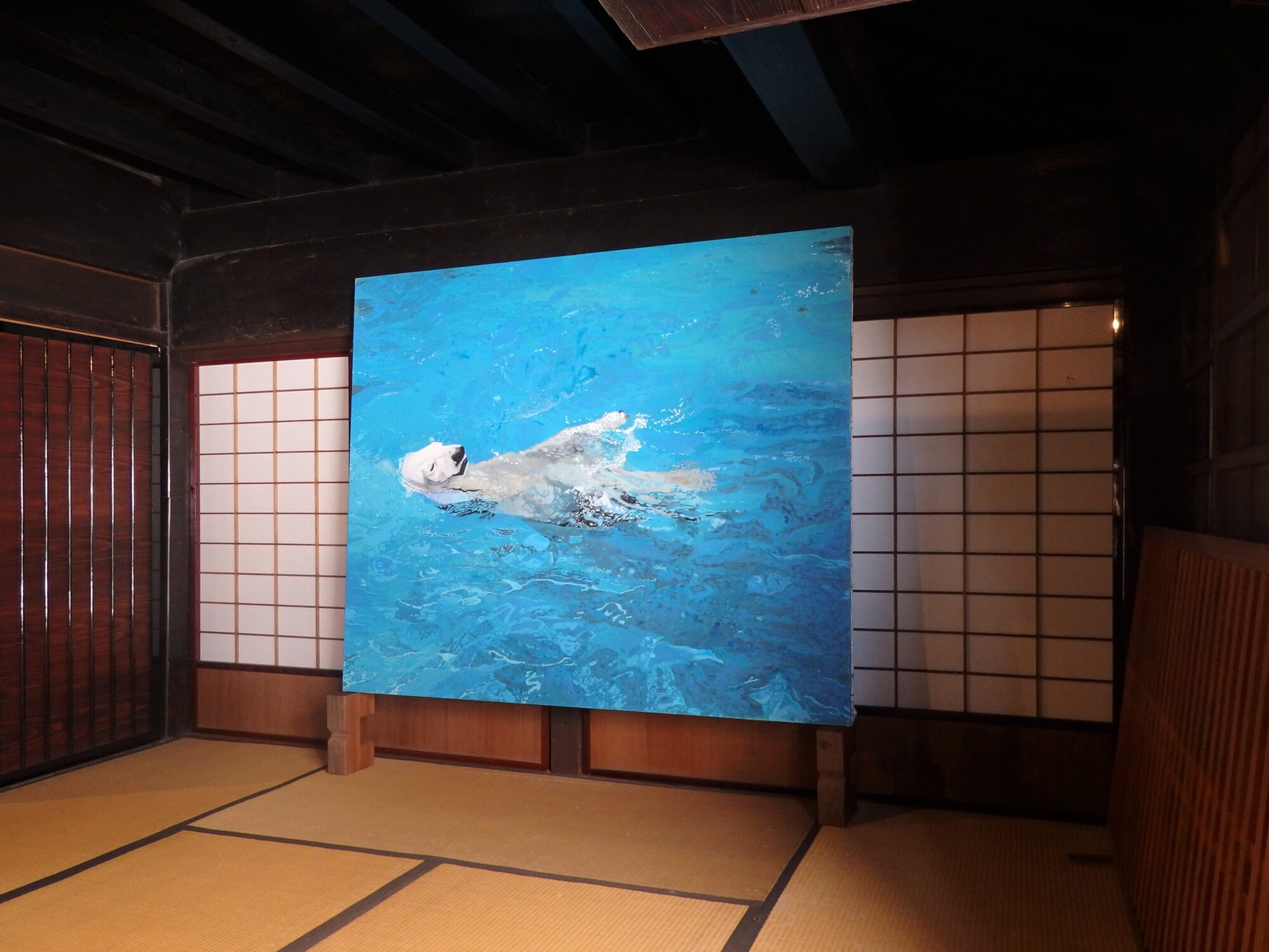 【太田家住宅・主屋】氷海でまどろむシロクマと古民家の風情が生むリラクゼーション 田中MAN(たなか まん)さんの絵画