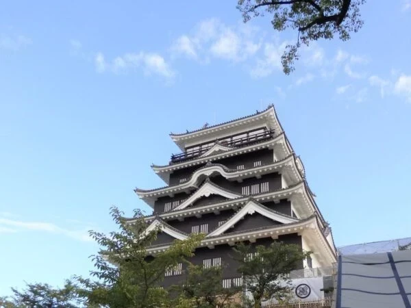 福山城博物館 大規模リニューアル ～ エンタメ際立つ鉄板天守と祝賀に沸いた築城400年祭