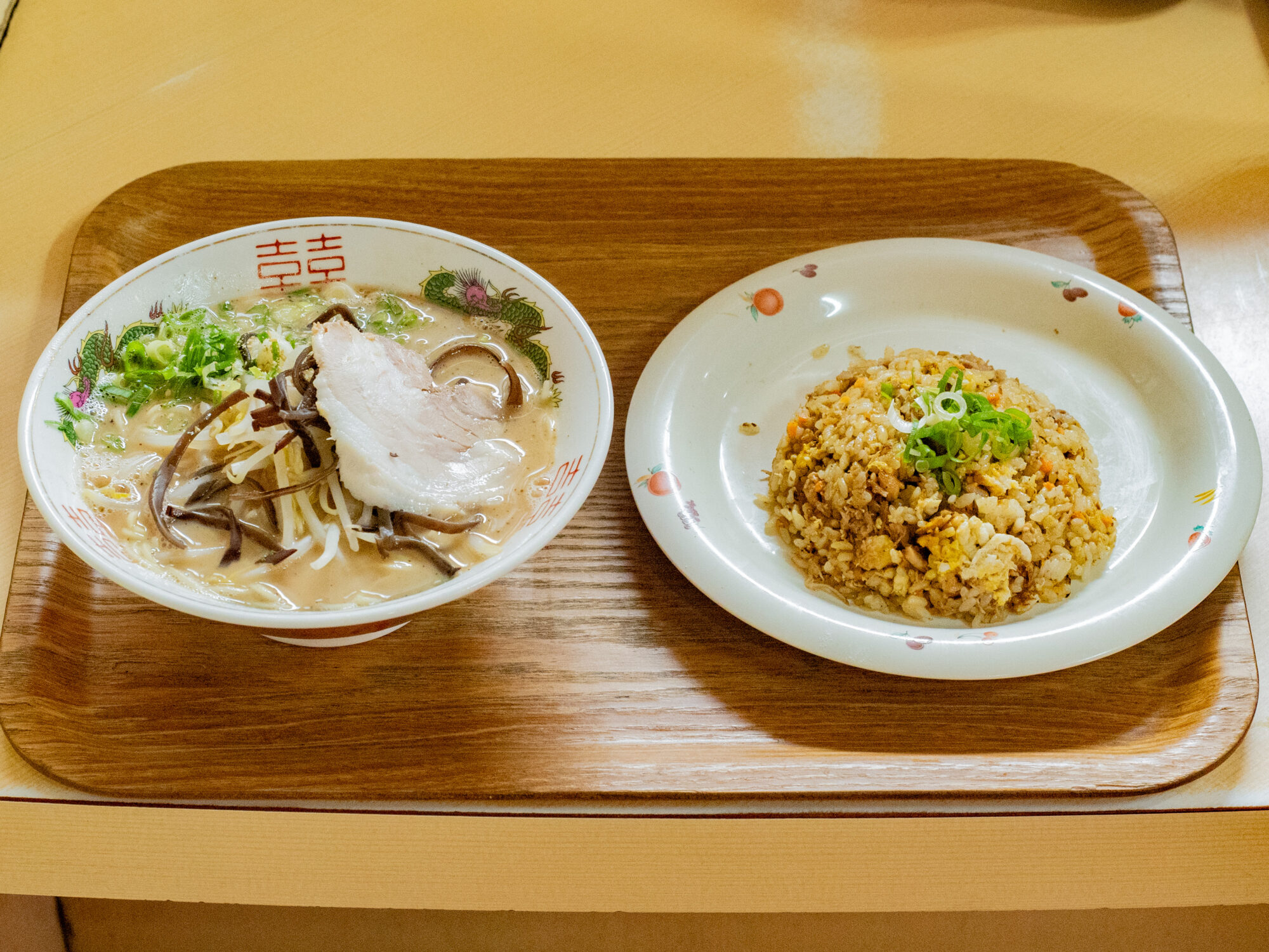 「チャーハン定食」(ラーメンは福山豚骨ラーメン) ※過去の訪問時に撮影