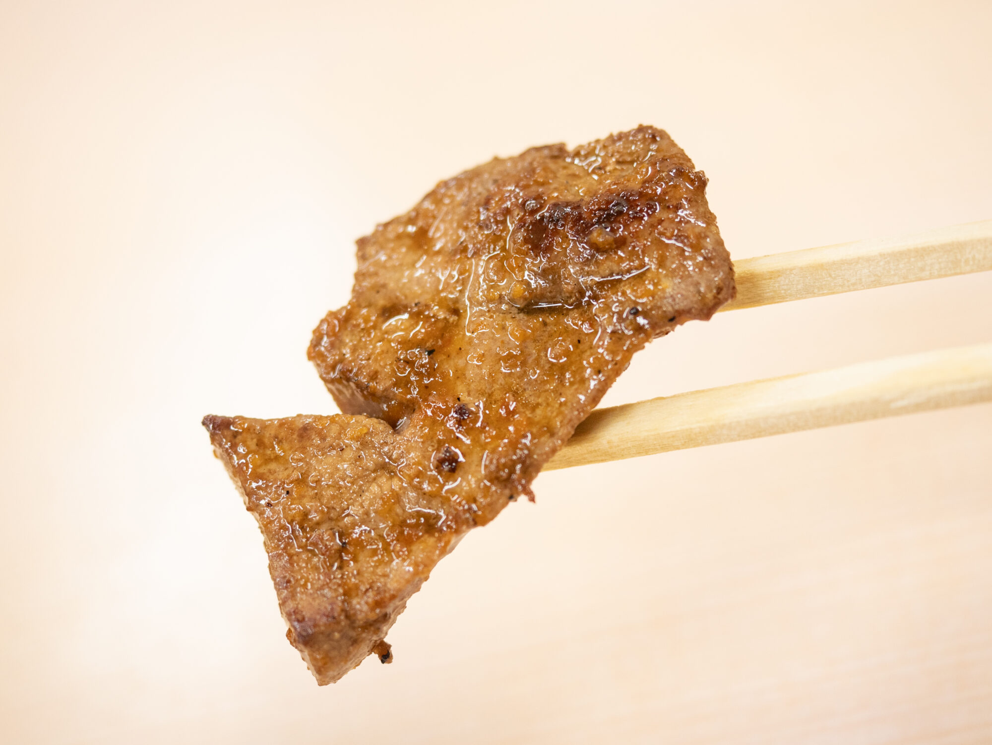 八十吉：特製レバニラ炒め