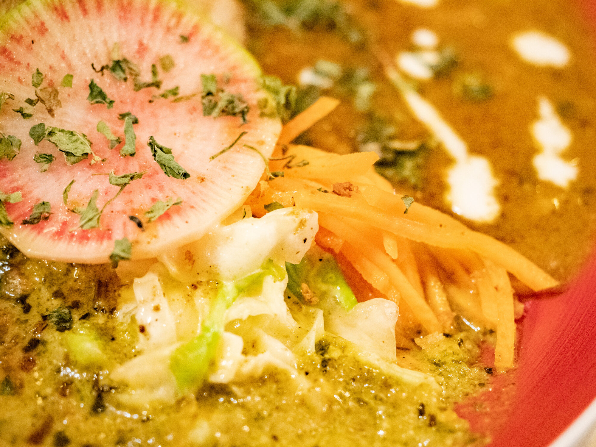 旧水曜カレー：三つ巴カレーの野菜類