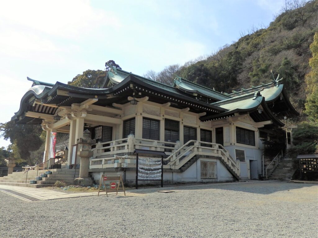 本殿・拝殿