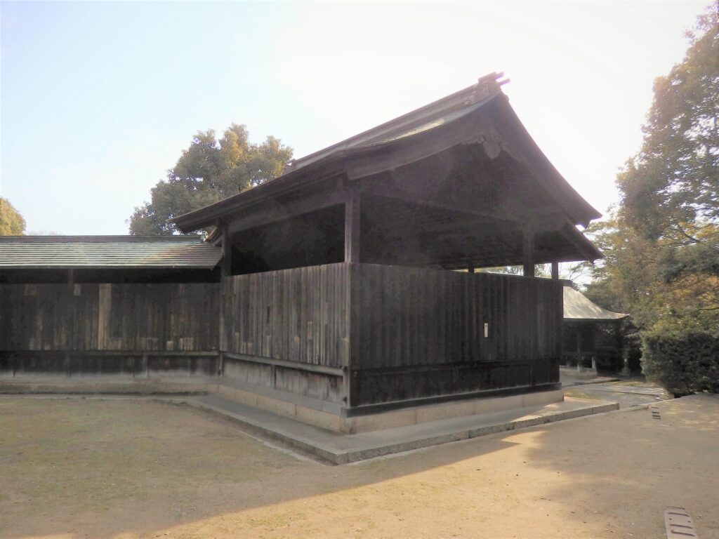 沼名前神社の能舞台