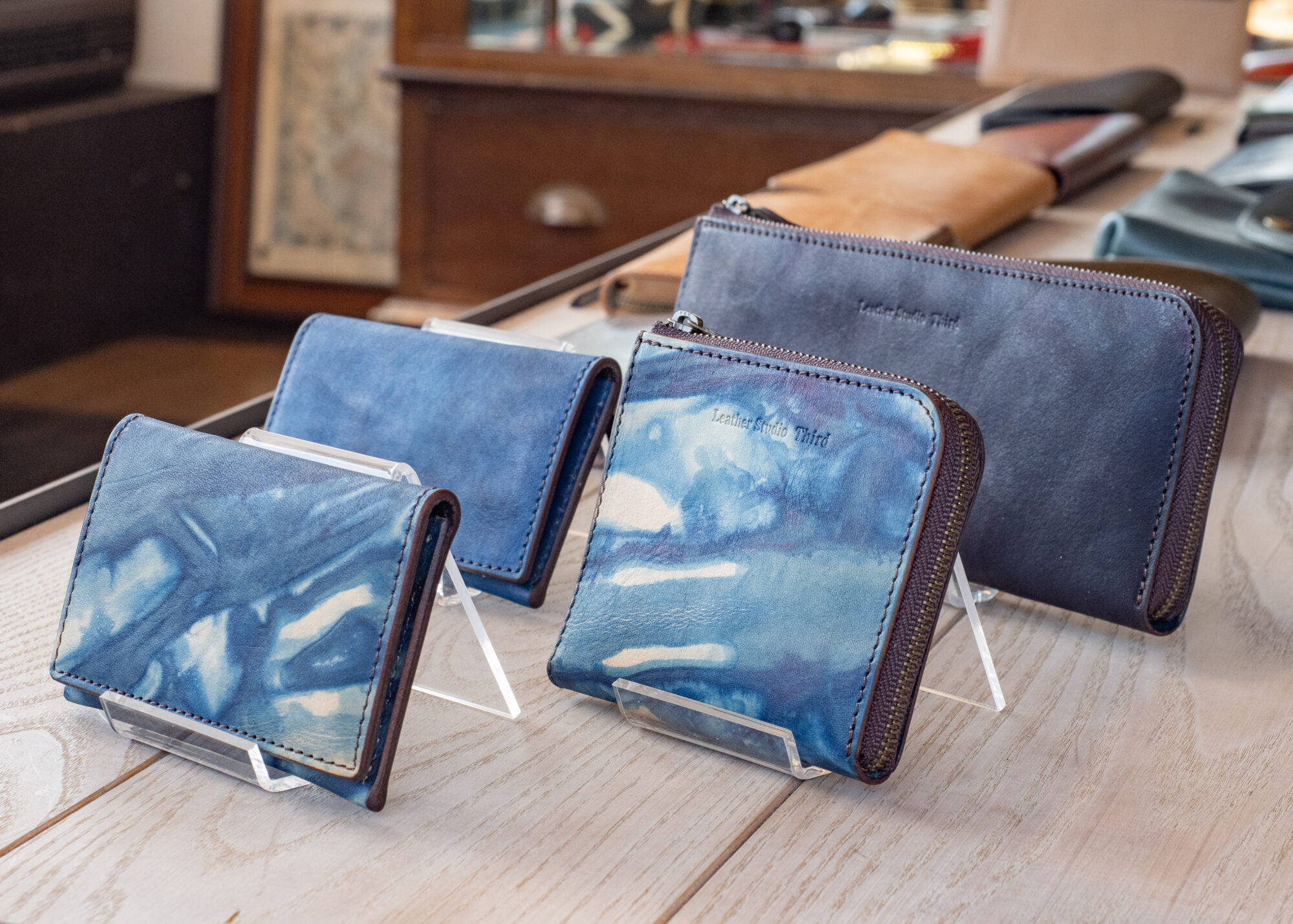 サード：福山レザー 製品