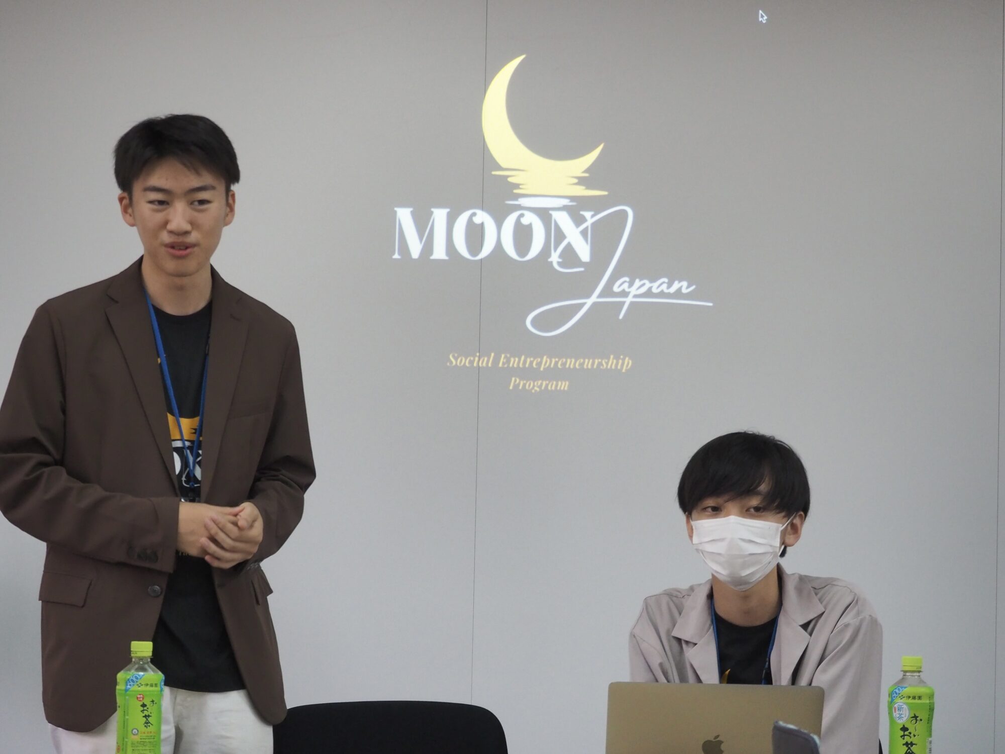 Moon Japanのメンバー