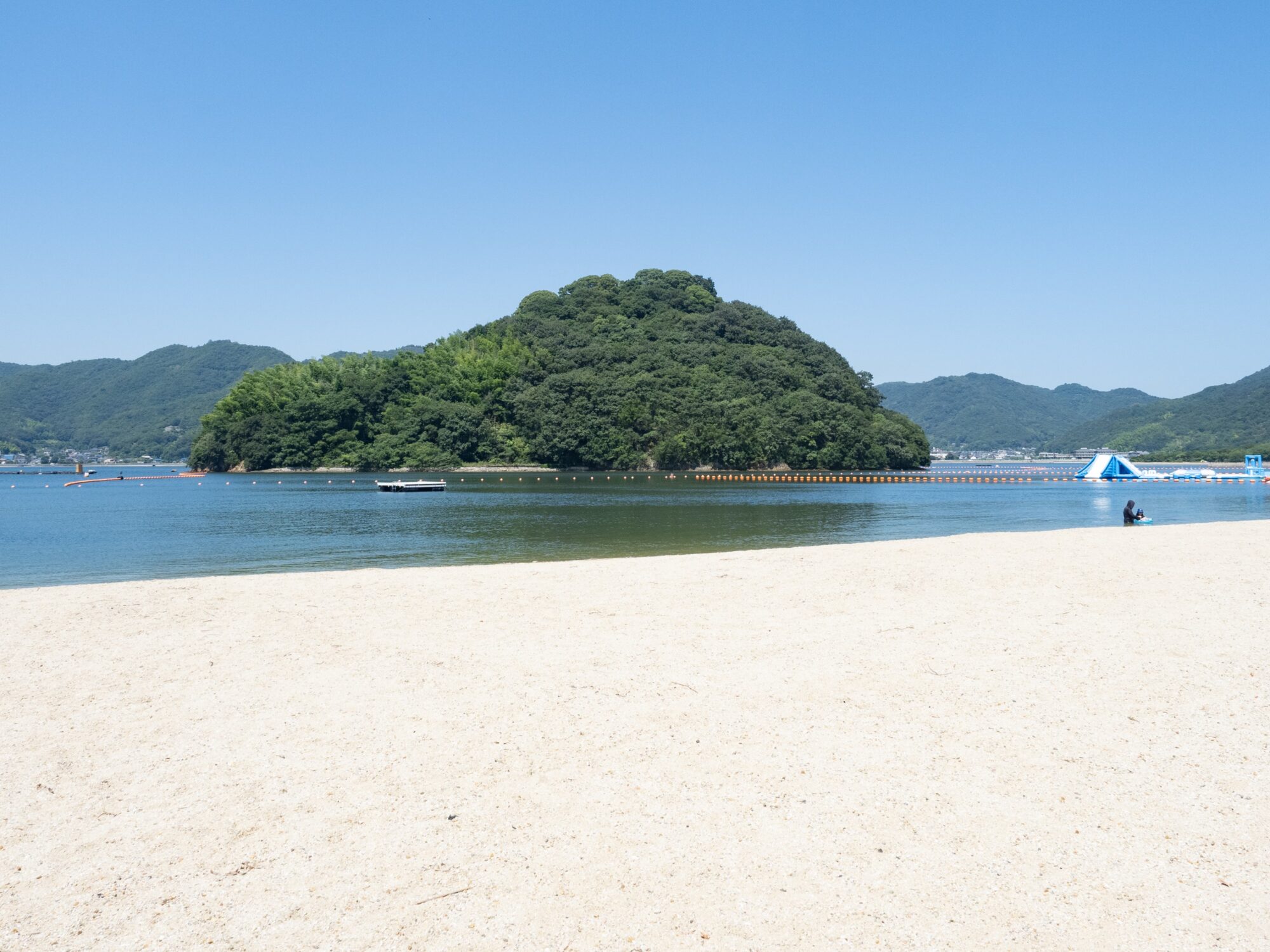 クレセントビーチ海浜公園：浜の様子