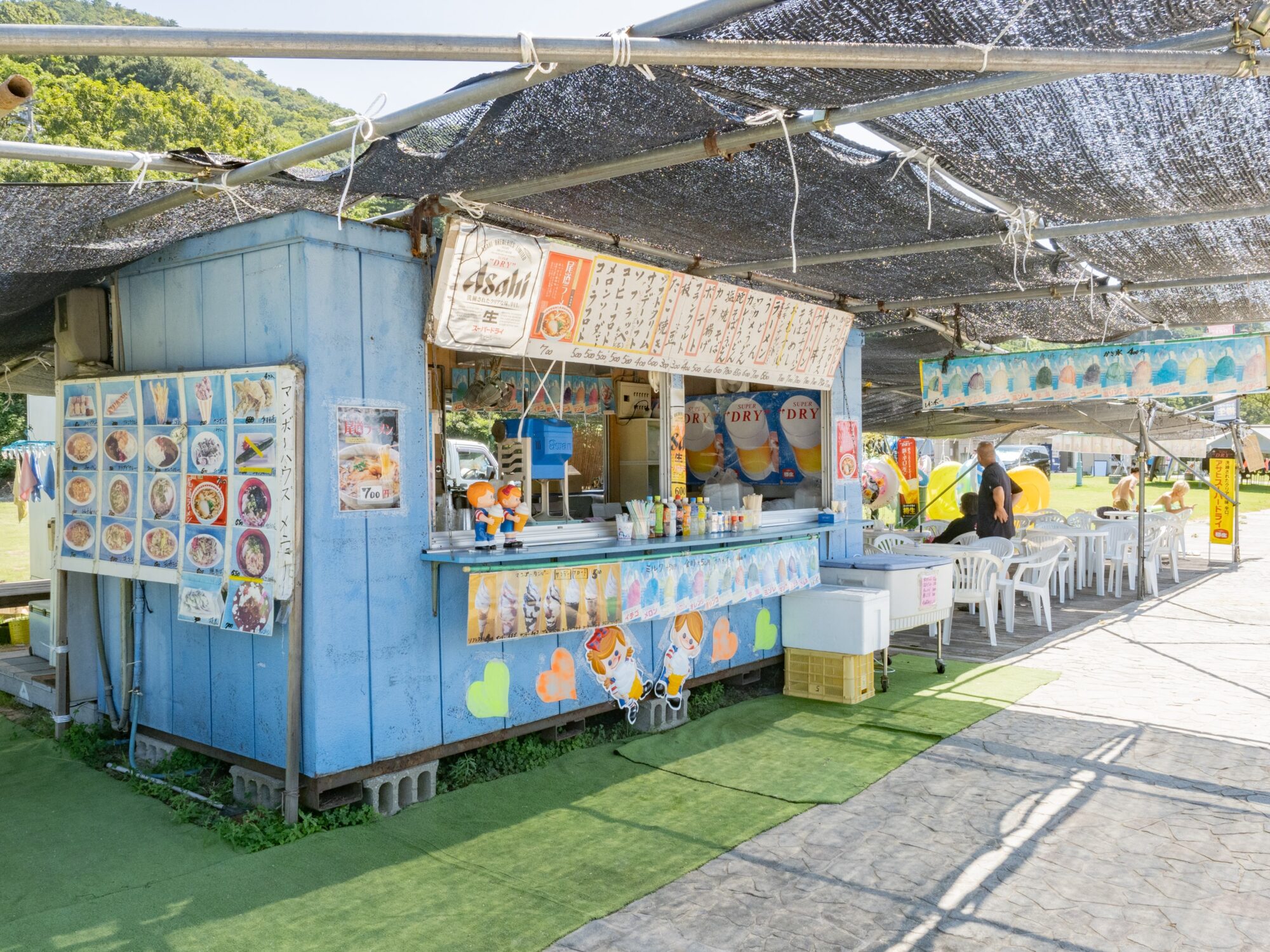 クレセントビーチ海浜公園：海の家 マンボーハウス