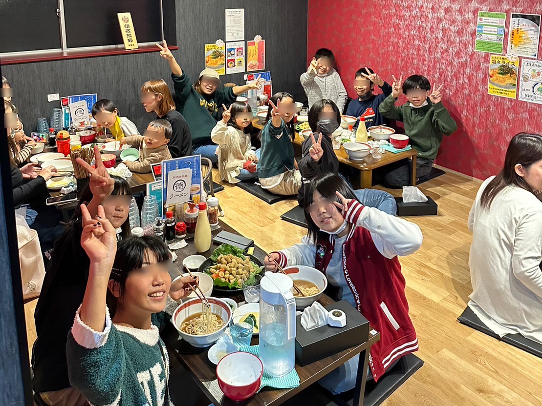 まる徳：こども食堂のようす