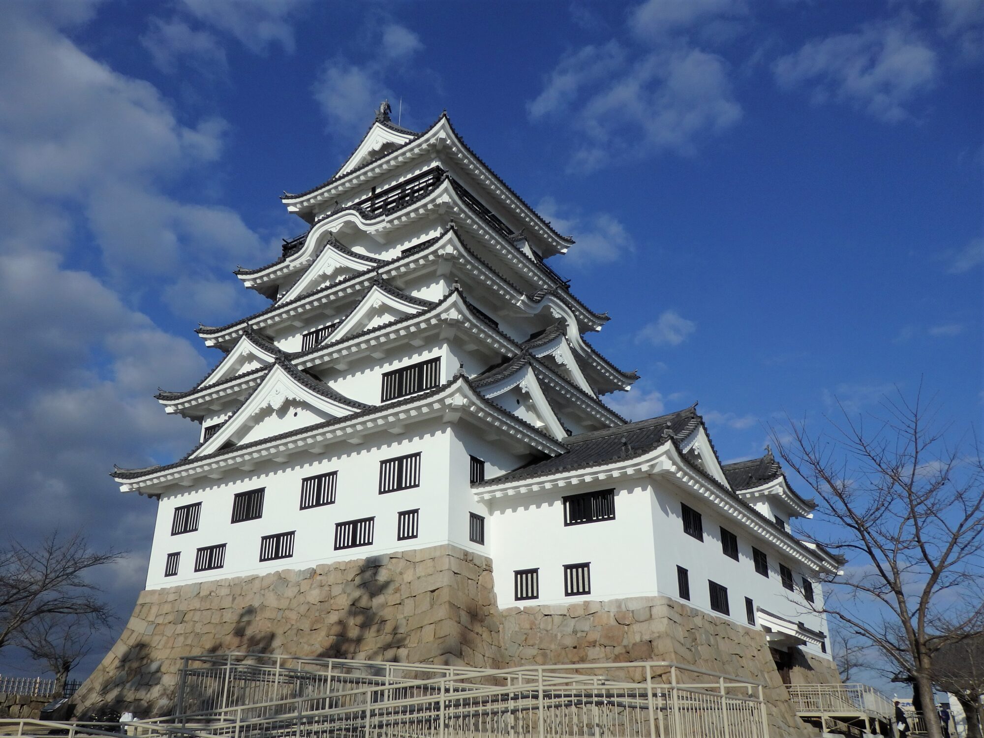 リニューアルした福山城天守（博物館）の中にも備後表が敷かれている