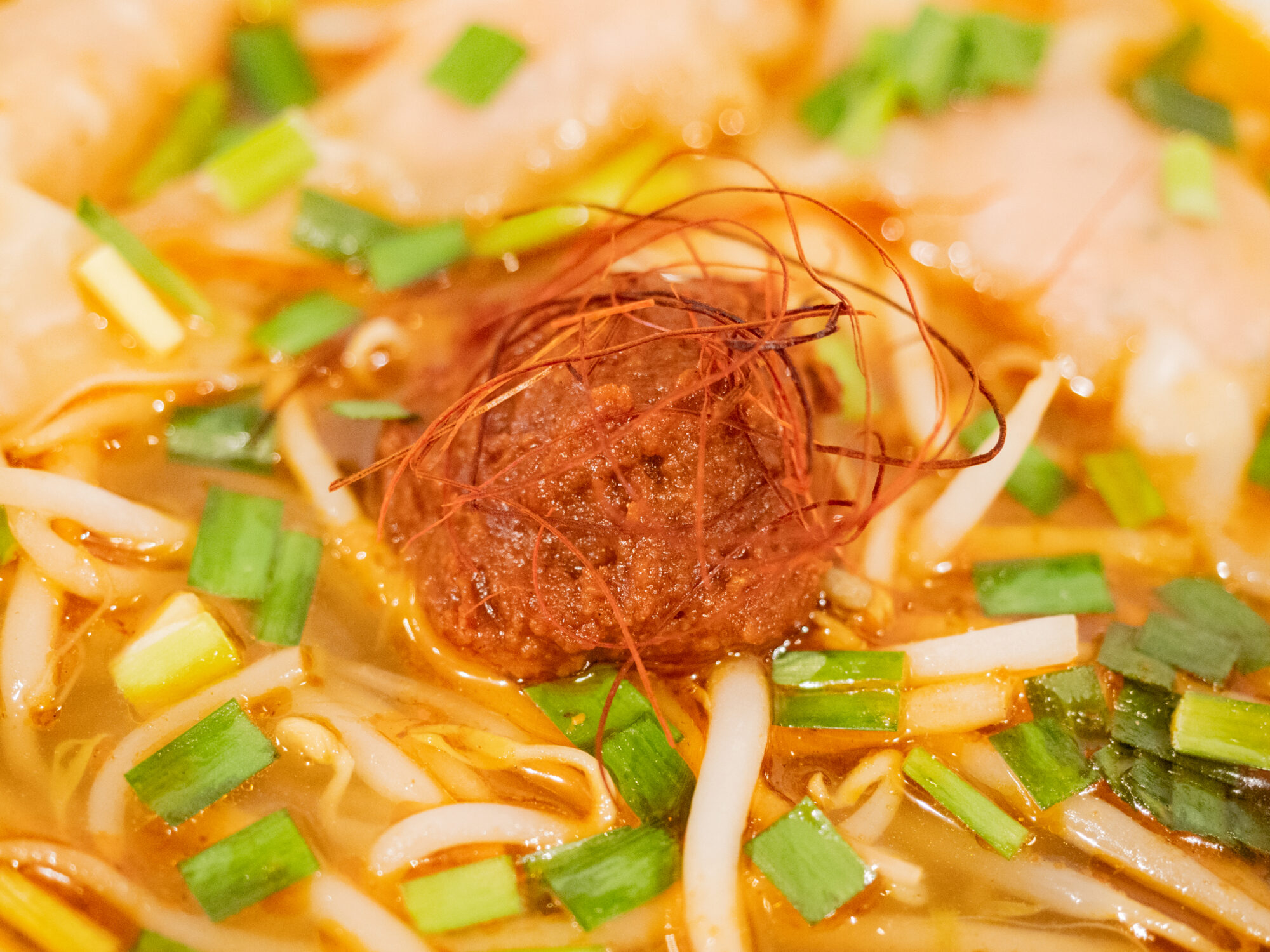 HATA ISM（ハタイズム）ラーメン：辛いラーメン スペシャル