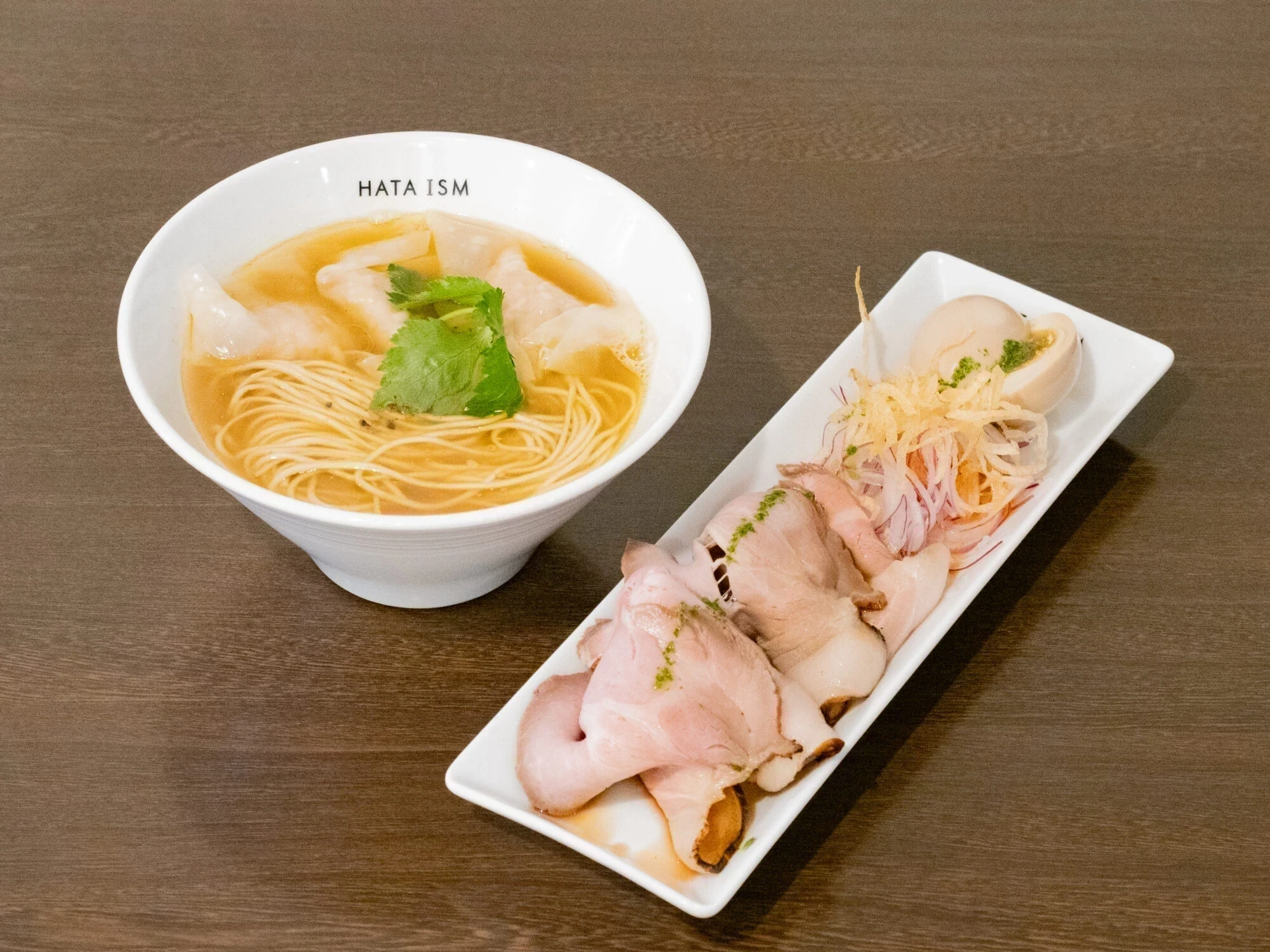 HATA ISM「ラーメン」〜 福山になくて福山に受け入れられるものを。ラーメンのイメージを変えて福山駅前を盛り上げる！