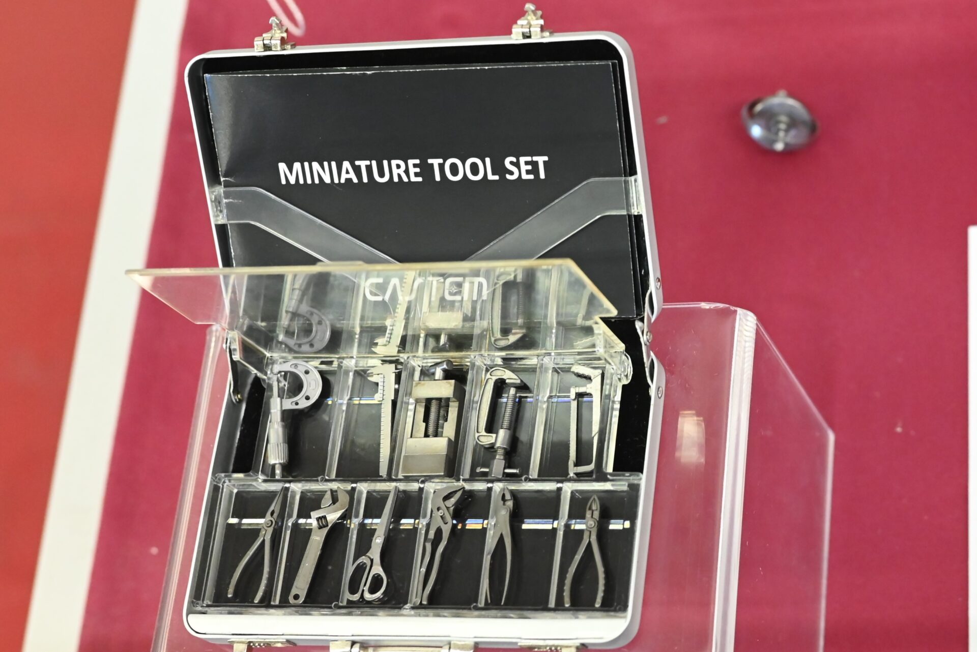 ミニチュア工具