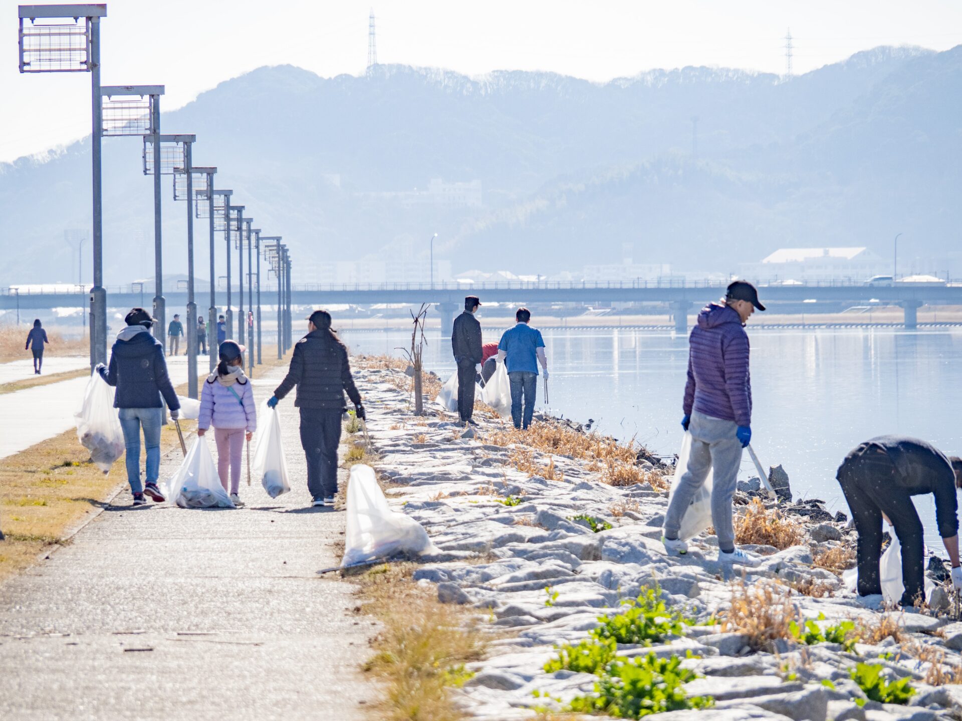 芦活部：芦田川清掃