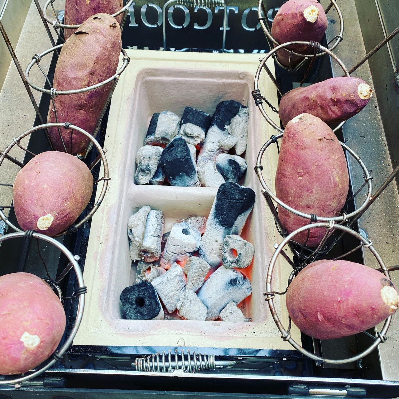 かまどの中のようす(画像提供:ポットクック)