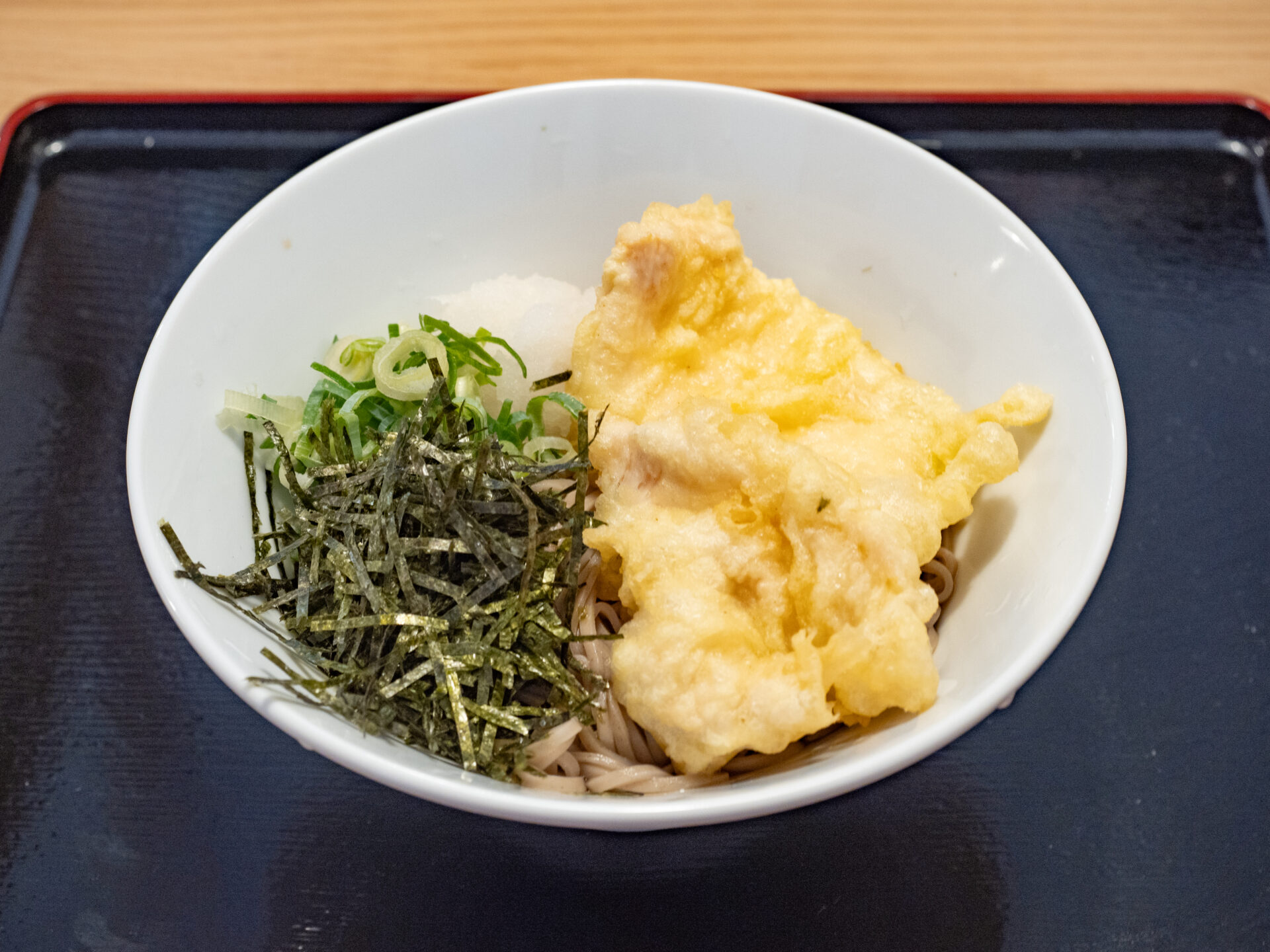 2024年の夏季限定メニュー・鶏天おろしぶっかけ（過去の訪問時に撮影）