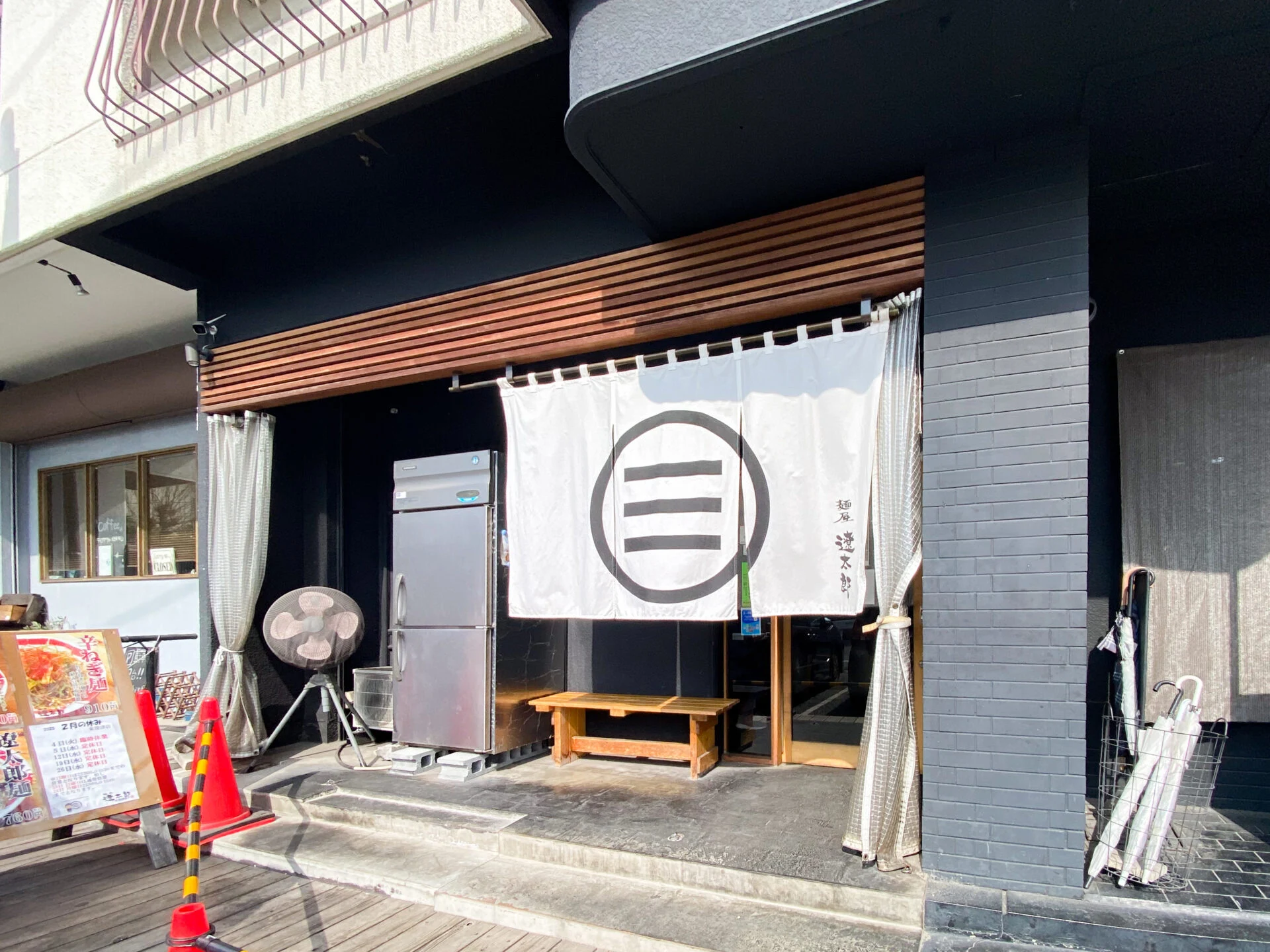 東深津店 外観