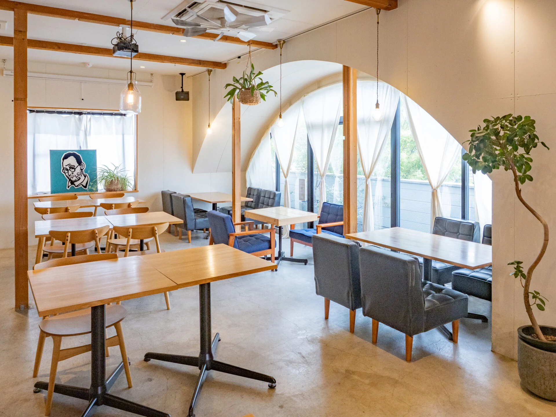 シェアキッチン「余白-yohaku-」の店内