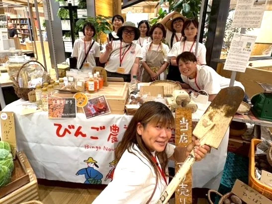 マルシェのようす（画像提供：びんご農業女子会）
