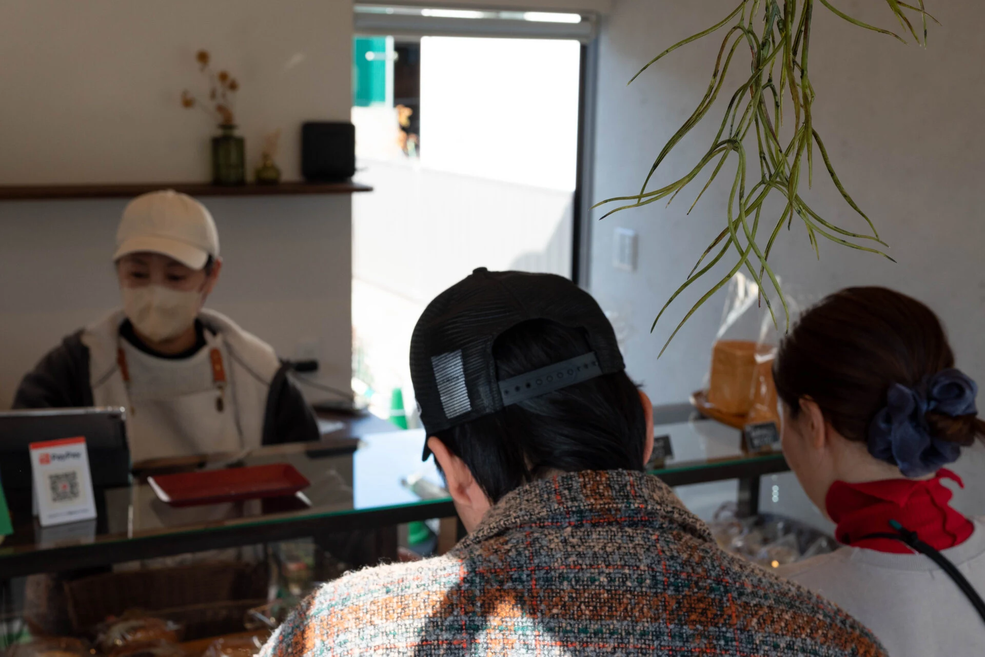 仲良くパンを選んでいたお二人