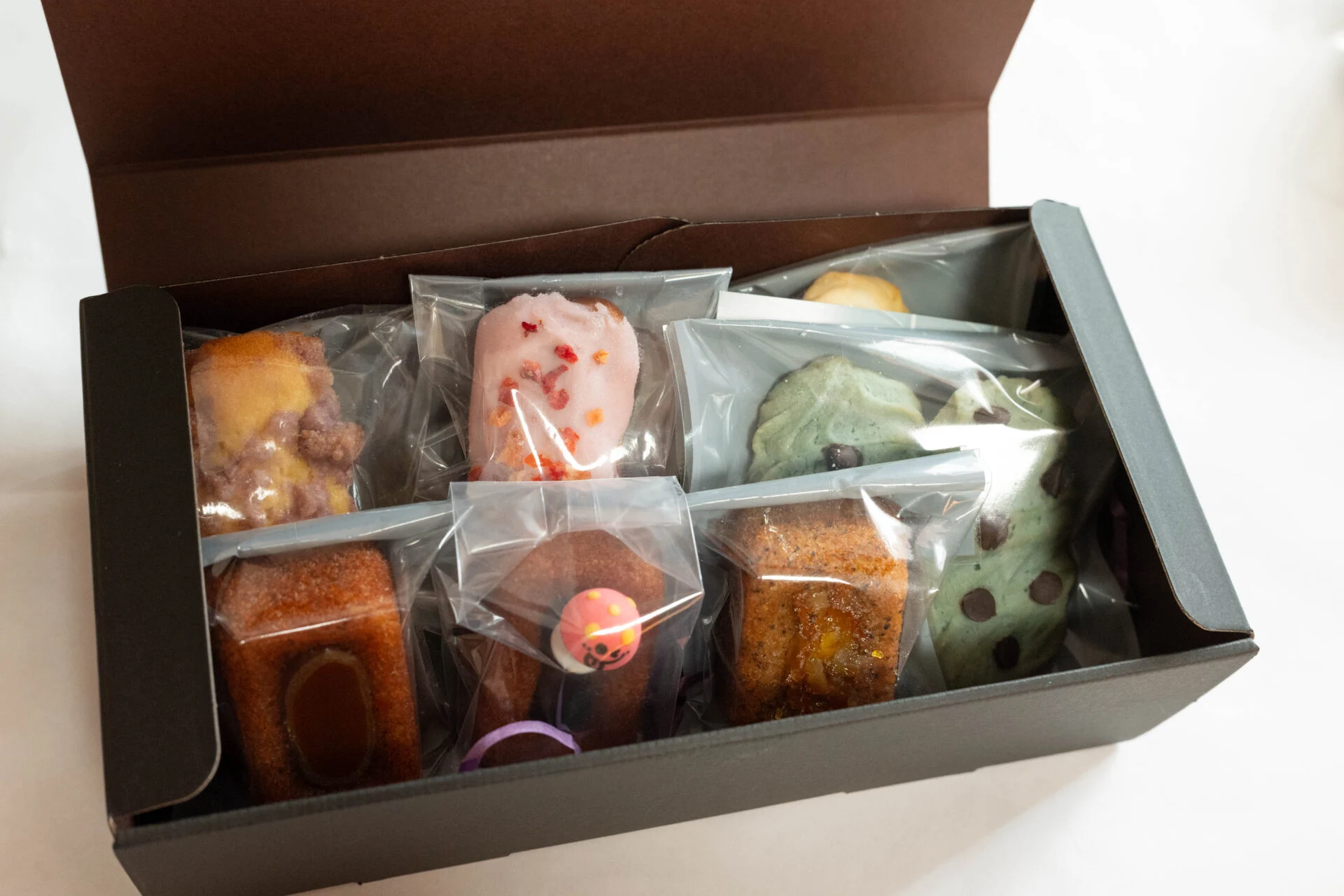 好きな焼き菓子を選んで贈り物に