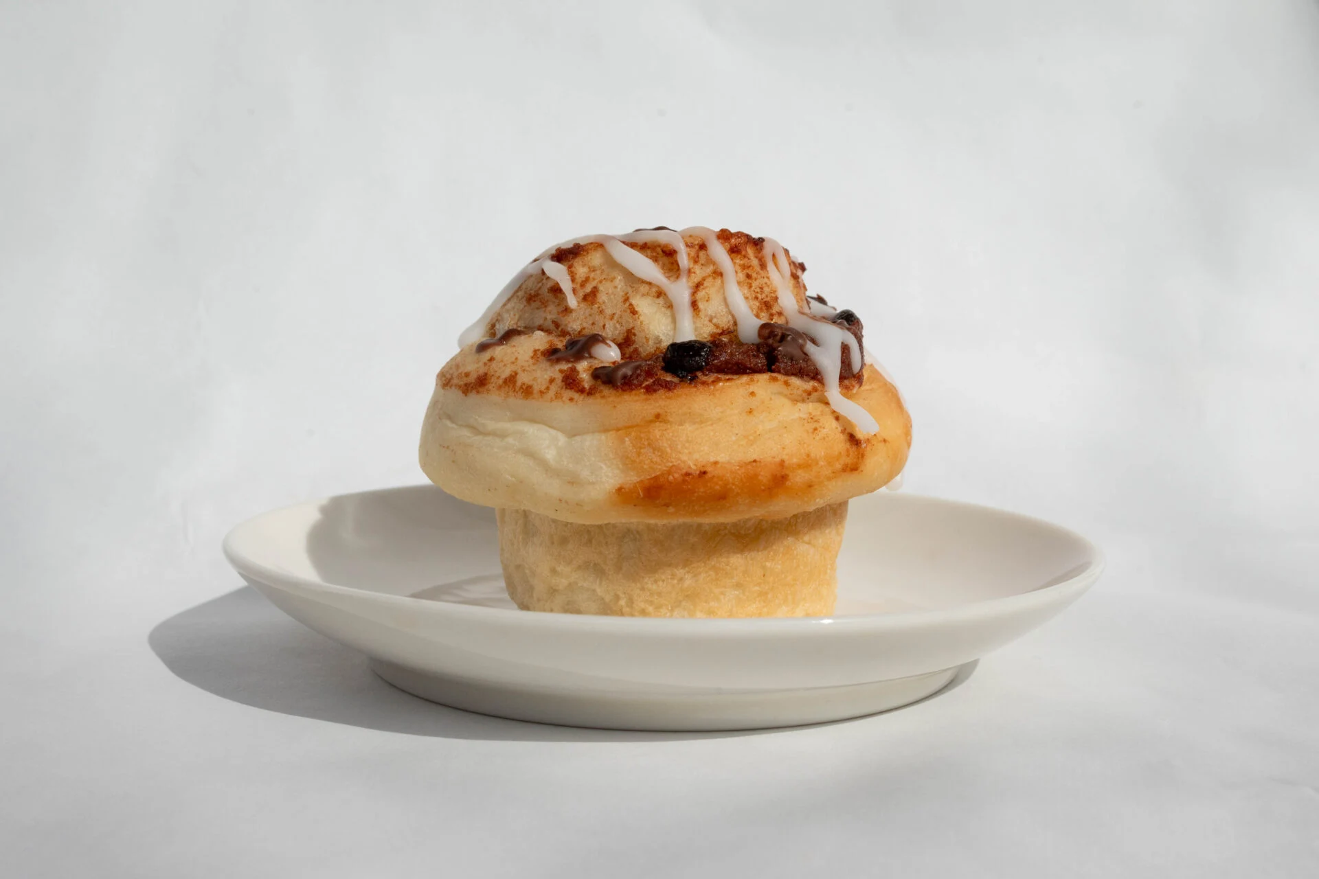 きのこ型のチョコシナモンロール